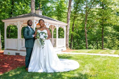 Whisper Chateau Weddings Reunions Groups 75 Plus
