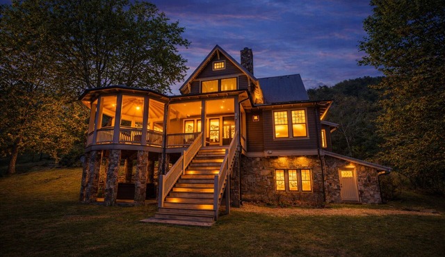 Whisper Mountain Lodge | Luxury Mountain Rental with Hot Tub, Fire Pit, Game Room + Views