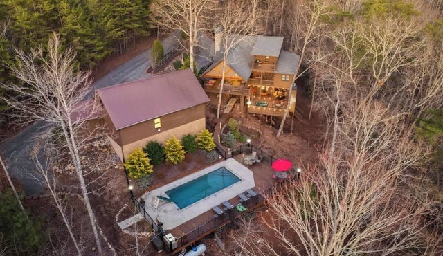 Whispering Bear Lodge