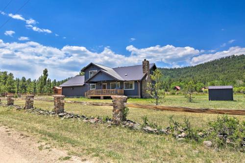 'Whispering Hollow Lodge' on Greer Main St!