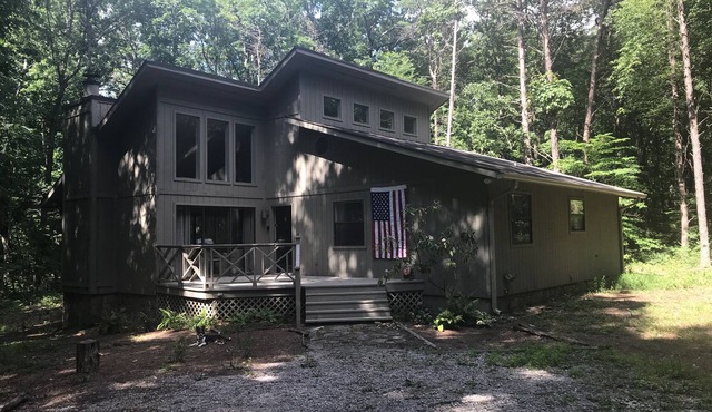 Whispering Oaks cabin