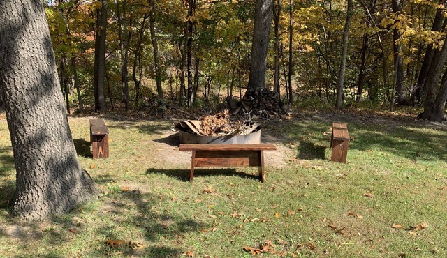 Whispering Oaks Cabin 15033 Ray Rd , Rushville , IL 62681
