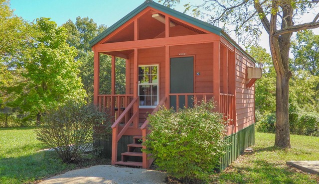 Whispering Pines #1 Kozy Kabin