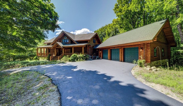 Whispering Pines at Shanty Creek