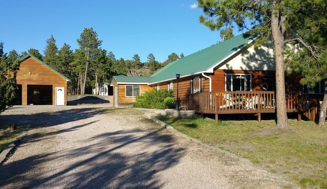 Whispering Pines Cabin Secluded Get Away; Close Enough But Not Too Far
