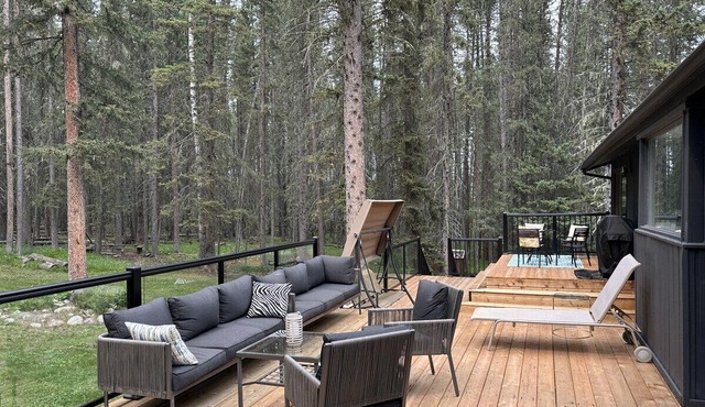 Whispering Pines family escape in Bragg Creek