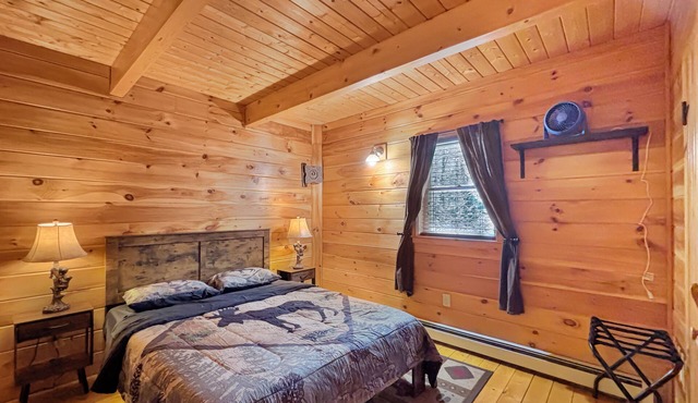 Whispering Pines (Greenville)