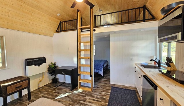 Whispering Pines Hideaway