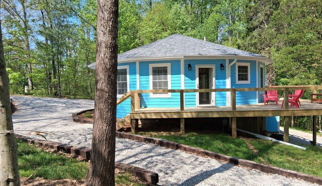 Whispering Pines is a lovely 3-bedroom family-friendly home in peaceful setting.