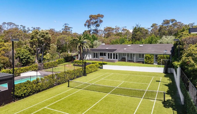 Whispering Woodlands with Pool and Tennis Court