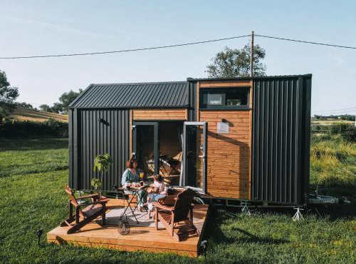 Whispers of the Willow 1 by Tiny Away