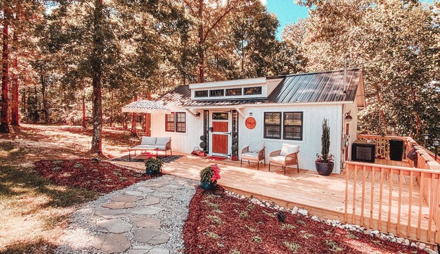 Whistling Acres Villa 2, Luxury 1BR Near TN River