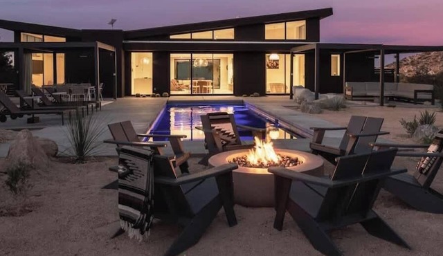Whistling Rock Luxury Pool Home in Boulders