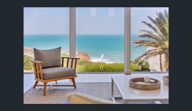 "Whitby" House by the Sea