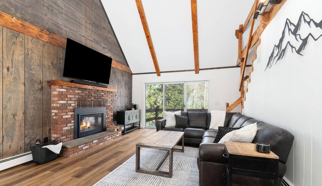 White Cap Cabin-Dog Friendly Chalet in N. Conway!