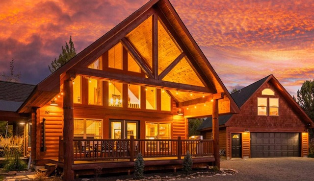 White Fir Adventures in Donnelly |Serene Pet Friendly Mountain Getaway Near McCall + Tamarack Resort