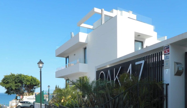 WHITE HOUSE : Charming & spacious Villa, Big terrace with sea & mountain views .
