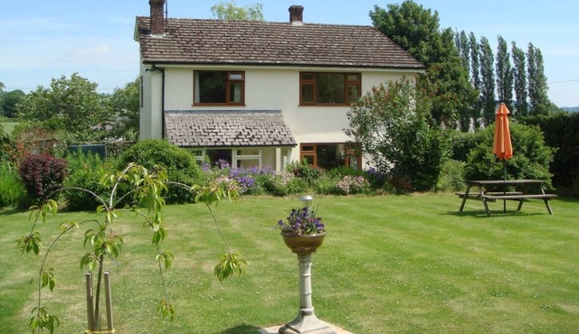 White House Cottage in Presteigne
