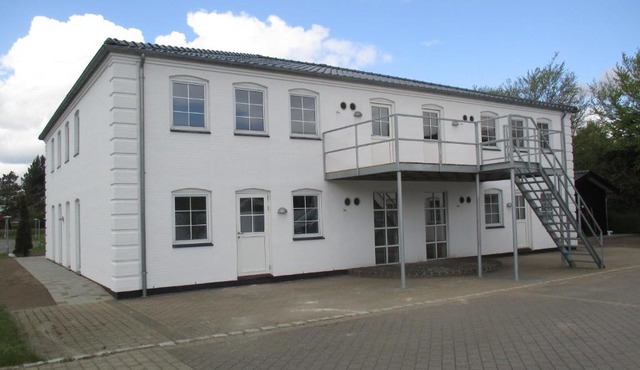 White House Hotel Apartments