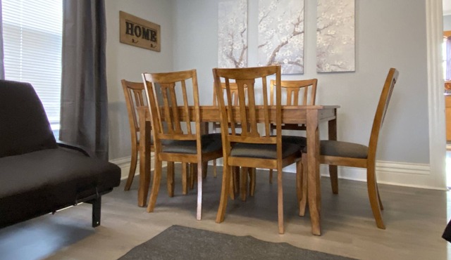 White House Lodge-Canal Street Cottage