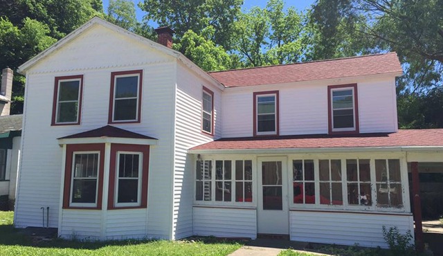White House of Glen Haven