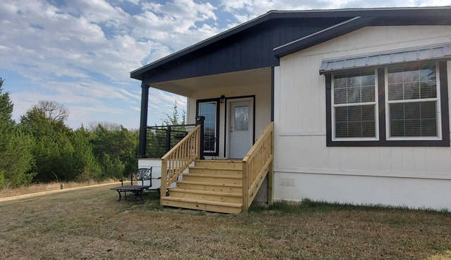White House on Lake Lavon