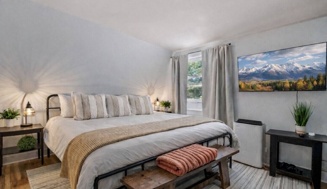 White Mountains Retreat Near Waumbek Golf Club