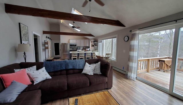 White Mountains Year-Round Getaway - Mins from Attitash & Storyland