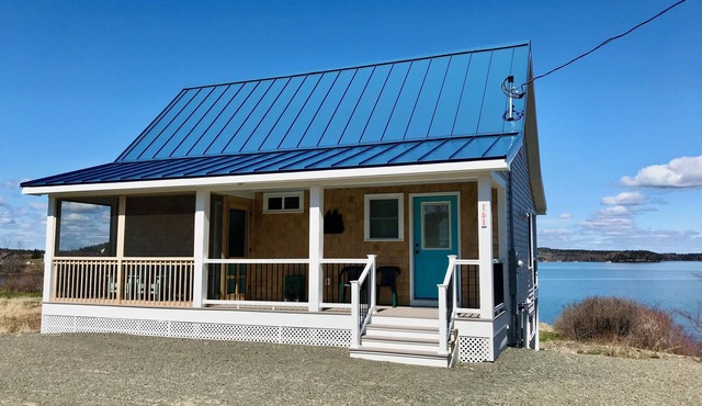 White O’ Morn Cottage - Whimsical, comfy 1 BR 1.5 bath on Johnson Bay