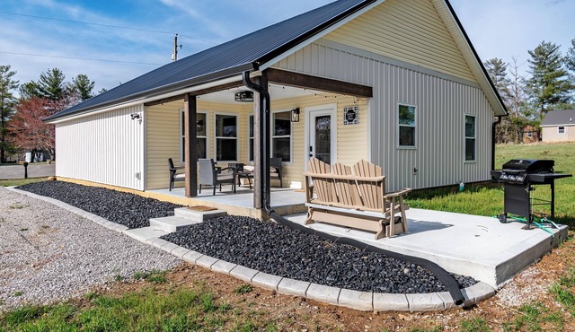 White Oak Cottage - Resort Pool, Boat Slip