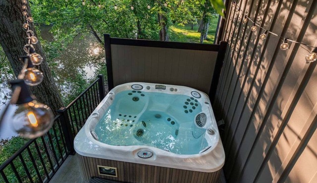 White Oak Cottage - White Oak Cottage
