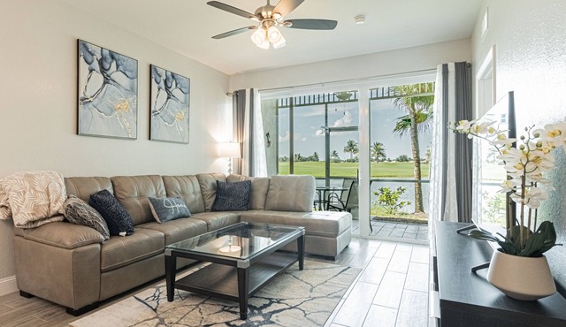 White Orchid - Luxury Fully Renovated Modern 1st flr 3bd Resort Villa. Free Golf