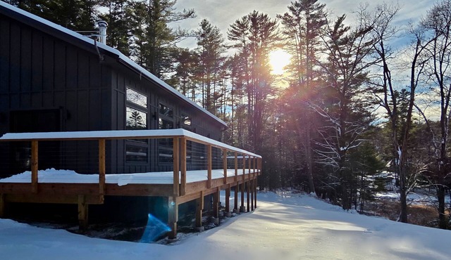 White Pine Chalet - Set among towering pines, this modern retreat pairs clean architecture with cozy interiors. Light-filled by day, serene and cocoon-like at night.