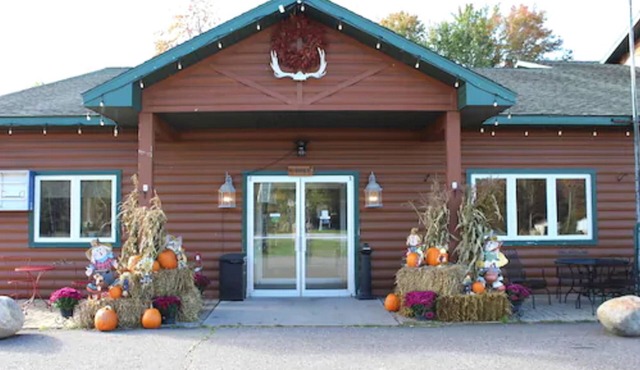 White Pine Lodge