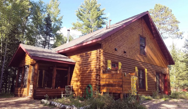 White Pine Retreat. LOWER SPRING RATES. We got more snow! Ski season continues.