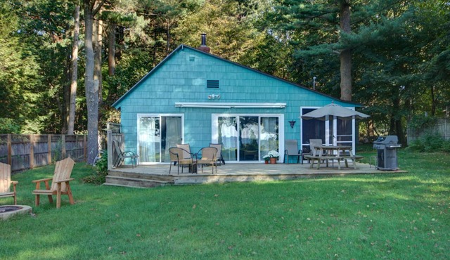 White Pines Lake Michigan Cottage