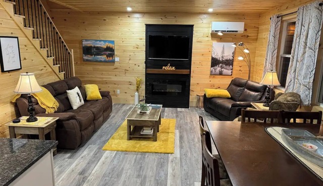 White Rock Cabin #5nn