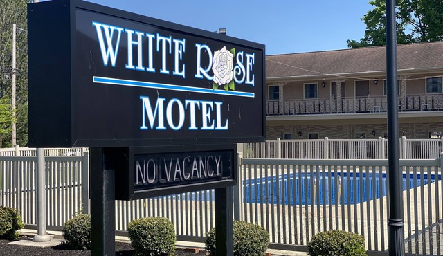 White Rose Motel - Hershey