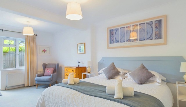 White Roses a dog friendly retreat for two