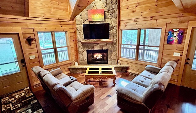 White water cabin is cozy, quiet and peaceful environment that is relaxing.