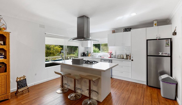 White Willow Escape: Come and discover the charms of White Willow Escape