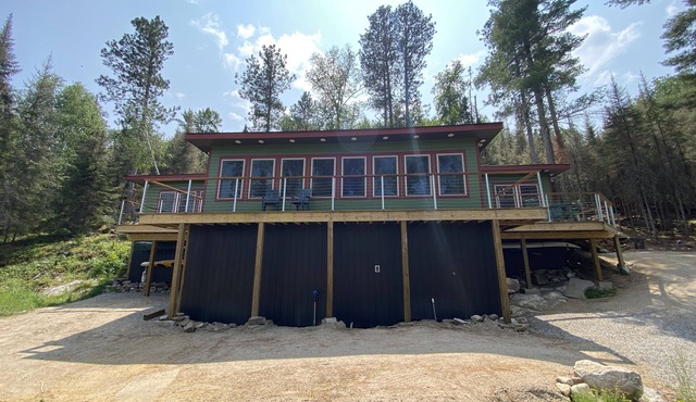 Whitefish Cabin + Private Sauna!