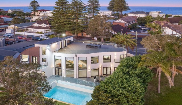 Whitehaven - Ultimate Coastal Retreat!