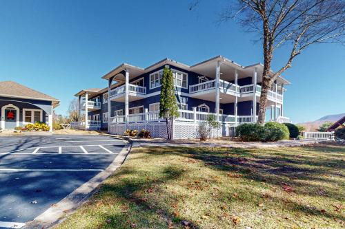 Whitepath Lodge & Resort #7