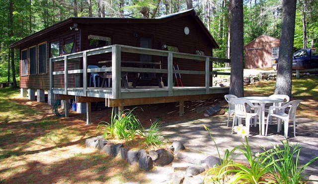 Whitepine Cottage - Boulter, Ontario, Canada