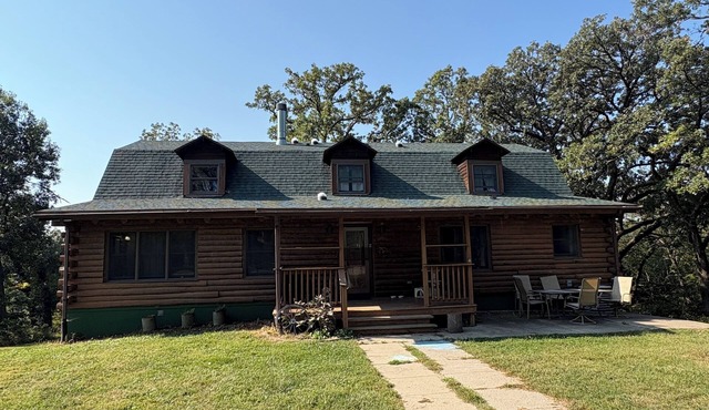 Whiterock Conservancy - Log House