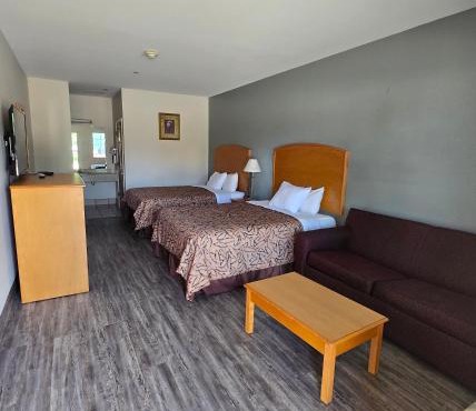 Whitesboro Inn & Suites