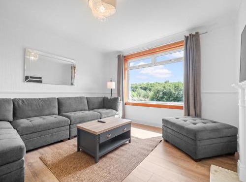 Whiteside 3 Bedroom Apartment - Bathgate