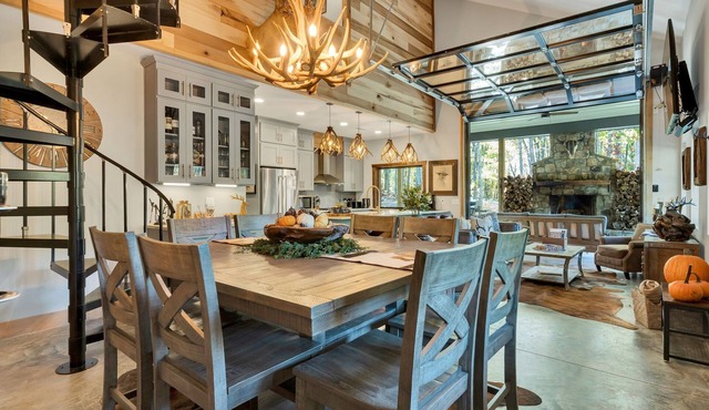 Whitetail Creek Lodge Close to Campus