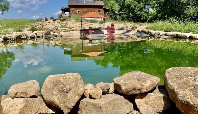 Whitetail Ridge Log Cabin w/Hot Tub Jacuzzi